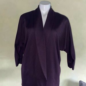 Women’s jacket with dolman sleeves